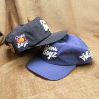 Logo de marque personnalisé pour casquette à visière incurvée à 5 panneaux avec fermeture arrière en cuir et casquette de baseball réglable
