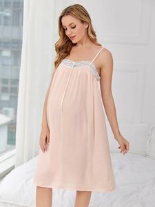 <span class=keywords><strong>Robe</strong></span> de maternité <span class=keywords><strong>Robe</strong></span> de nuit et camisole à bordure en dentelle contrastée - Product Image 5