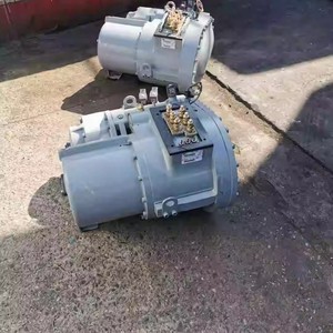 Compresor Semihermético Carrier 06NW2300S5EA A00 para Uso Industrial - Product Image 1