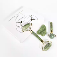 Ensemble cadeau de rouleau de jade vert et de grattoir Gua Sha Edawa pour le massage de beauté du visage, les soins de la peau et la réduction des rides, kit de lifting du visage