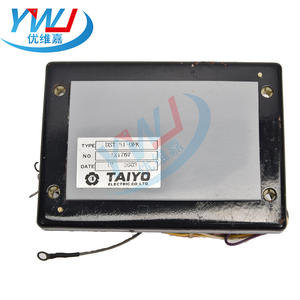 Accessoires pour groupe électrogène diesel DST-51 Régulateur de tension automatique (AVR) Carte stabilisatrice de tension Essentiel pour une alimentation stable - Product Image 3