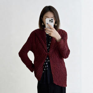 Loose Thin High-End Pleated <b>Women's</b> Coat V-neck Elegant Urban Leisure Breathable Reputable Supplier on Sale - Product Image 2