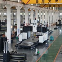 Centre d'usinage à portique de type manuel/CNC Taiwan Dawei/GMC8033, contrôleur FANUC 90 °   Tête de fraisage