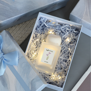 Boîte cadeau bleu aquarelle avec nœud papillon, boîte cadeau d'accompagnement d'anniversaire, boîte d'emballage cosmétique avec couvercle toutes saisons, fabricant de boîtes cadeaux - Product Image 5