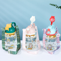 Bouteille d'eau sport écologique de 1350 ml en gros, imprimé dessin animé, logo personnalisé, sangle de transport pour enfants, pour voyage, eau bouillante