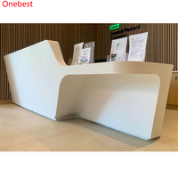 Béton Couleur Bureau Médical Centre Réception Moderne 12MM Corian Solide Surface Feuille Avant Service Comptoir