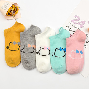 Women Socks Ankle Cotton Breathable Korean Style Thin Short Street Vendor Socks For Youth 18-40 Years Old - Product Image 3