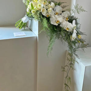 Ramo de Novia LANJO con Flores Artificiales Realistas en Forma de Gota de Agua, Hechas a Mano, para Damas de Honor - Product Image 2