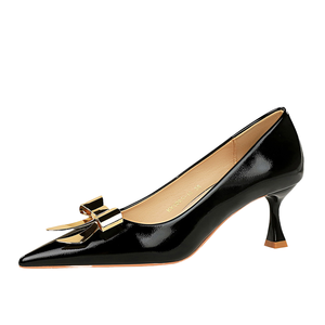 Zapatos de Tacón Alto para Mujer, Estilo Coreano, Punta Puntiaguda, Lazo Metálico, Charol, Sin Cordones, Tacón Cuadrado de 3-5 cm, Primavera Verano, Tacones Personalizados - Product Image 1