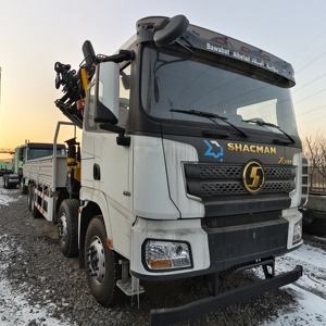工場価格搭載クレーン延長ストレートアームシャックマンクレーン8x4 6x4 F3000 X3000新車中古フラットベッドクレーンカーゴトラック - Product Image 2
