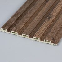 Panneau mural en WPC cannelé, imperméable, ignifuge, design moderne à grain de bois pour maison, villa, salon, chambre, hôtel