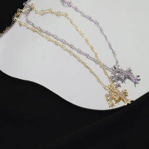 Squisita Collana con Doppia Croce di Diamanti, Ciondolo a Croce in Zirconia Cubica Stile Hip-hop per Uomo e Donna - Product Image 2