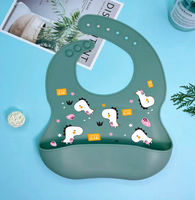 Bavoir pour bébé imprimé personnalisé de haute qualité CHINFAI pour fille et garçon, bavoir jetable en papier pour bébé pour restaurant