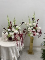Centre de table vintage en fleurs de soie mélangées, arrangement floral artificiel d'hortensias rouge foncé et rose pour la décoration d'événements et de banquets