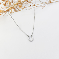 Collier en acier inoxydable avec pendentif en forme de fer à cheval, collier de mode, collier en forme de fer à cheval, collier marteau de Thor