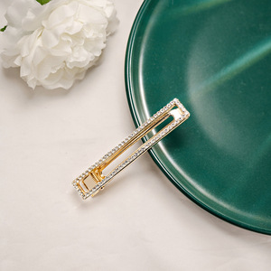 <span class=keywords><strong>Pince</strong></span> <span class=keywords><strong>à</strong></span> cheveux rectangulaire en strass pour femmes et filles, barrette latérale en alliage de <span class=keywords><strong>zinc</strong></span> or et argent, accessoires capillaires simples en gros - Product Image 1