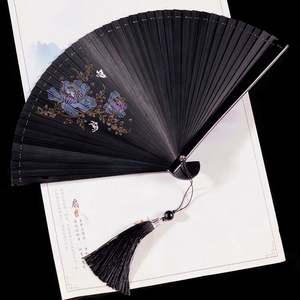 Mini-ventilateur portatif en bambou de 16 cm et 18 cm avec logo gravé personnalisé, artisanat en bambou massif de petite taille - Product Image 3