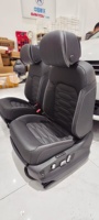 Améliorez le confort de votre voiture avec des coussins de siège électriques réglables de luxe et des accessoires de repose-tête.