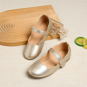 Nouvelles chaussures plates en cuir PU pour enfants, confortables pour les mini fashionistas, chaussures plates unies pour enfants - Product Image 4