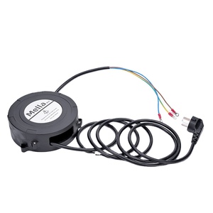 بكرة كابل كهربائي قابلة للسحب تلقائيًا من ميلا - Product Image 1
