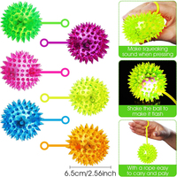 Balles lumineuses Favors Fidget Spiky Toy Soulagement du Stress Spike Balle en caoutchouc Football volley-ball Led Clignotant Spiky Balls