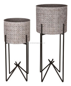 <b>Black</b> <b>Polished</b> Metal Planter with Gold Stand Indoor Outdoor Iron Pot Set Pattern Home Decor Garden Plants - Product Image 3