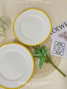 Base blanche <span class=keywords><strong>transparente</strong></span> décorative en plastique de 13 pouces avec bords dorés et plaque à pois nacrés pour plaque de chargeur d'hôtel de mariage - Product Image 2