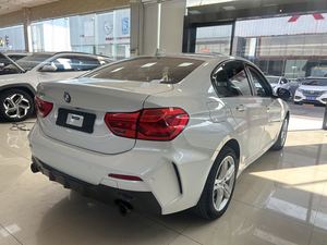 BMW 120i M Sport Shadow Edition 2021 Usado, Hatchback de 15L, Pintura Original, 23000 km - Product Image 3