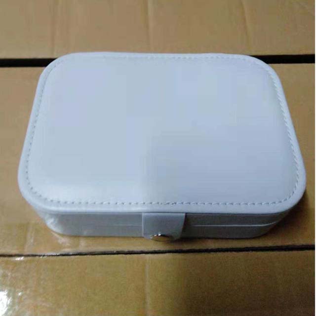 Low Moq Custom Logo Wholesale Luxury Pu Leather Jewelry Box Organize Case Leather Mini Travel Jewelry Boxes