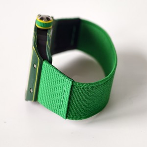 นาฬิกาข้อมือผู้ชายระดับพรีเมียม ตัวเรือนคาร์บอนไฟเบอร์สีเขียว โครโนกราฟ หน้าปัดโปร่งใส ระบบอัตโนมัติ สายผ้าสีเขียว นาฬิกาข้อมือสำหรับผู้บริหาร - Product Image 6