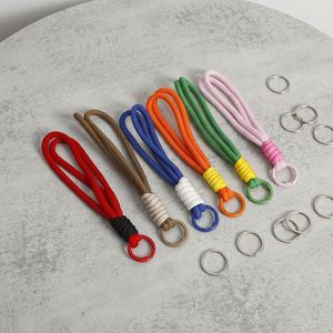 Personnalisation de porte-clés en acrylique imperméables imprimés en holographie ultraviolette à bas prix avec des motifs de dessins animés - Product Image 1