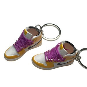Llavero de PVC con diseño de zapatilla de baloncesto 3D, estilo moderno y minimalista, <span class=keywords><strong>para</strong></span> parejas, adorno <span class=keywords><strong>para</strong></span> bolso o llaves de coche, decoraciones al por mayor - Product Image 5