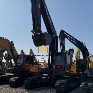 Excavatrice hydraulique Volvo EC240 d'occasion de 24 tonnes, presque neuve, avec moteur, boîte de vitesses et transmission - Product Image 2