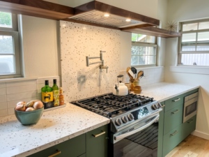 Campana Extractora de 28 Pulgadas, 1000 m/h, con Filtro de Acero Inoxidable, Ultra Silenciosa, Motor de 3 Velocidades, Luz LED, para Uso en Hoteles - Product Image 6