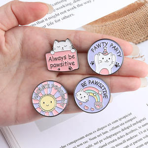 'Be Pawsitive' Emaille Pins New Style Süße Cartoon Tiere Party Katze Hund Lila Runde Brosche Revers Abzeichen - Product Image 5