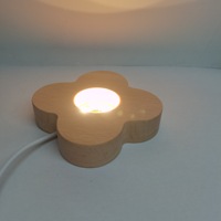 Ornement artisanal en bois de hêtre massif LED Lde, mini boule, alimenté par USB, fait main, créatif, minimaliste, forme de trèfle