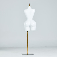 Tamaño L Pintura blanca brillante Cuerpo de plástico americano europeo Pechos grandes Culo grande Tienda de ropa Maniquíes femeninos de talla grande