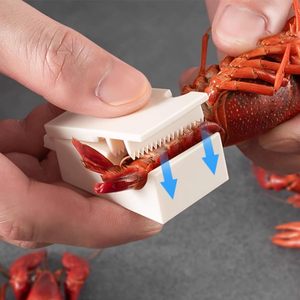 مقشرة سمك الكرافت أفضل مجرفة سمك الكرافت مقشرة سمك الكرافت خفيفة الوزن محمولة أداة مطبخ فعالة لإزالة صدف سمك الكرافت - Product Image 4