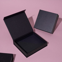 Scatola Regalo in Carta Kraft con Chiusura Magnetica, Disponibile in Diverse Misure, Tre Opzioni di Colore, Cartone Rigido per Feste e Compleanni