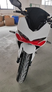 มอเตอร์ไซค์ความเร็วสูงกำลังสูง พร้อมมอเตอร์ 90-130 กม./ชม. รับน้ำหนักได้ 500 กก. สำหรับใช้งานในเมืองและภูเขา - Product Image 2
