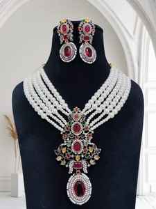 Ensembles de bijoux de mariée indienne de luxe dernière conception femmes mariée strass ensemble de bijoux 18K plaqué or ensembles de bijoux - Product Image 2