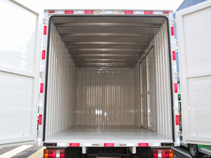 Geely Truck 4*<span class=keywords><strong>2</strong></span> Electric MiniVan 4,5 T Coche eléctrico barato Mini Electric Van Cargo Truck - Product Image 5