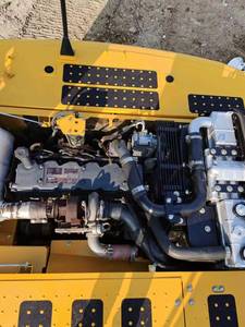 รถขุดไฮดรอลิกแบบตีนตะขาบ Komatsu PC200-5 20 ตัน มือสอง แข็งแรงทนทาน |   รถขุดมือสองผลิตในญี่ปุ่น พร้อมบุ้งกี๋ - Product Image 6