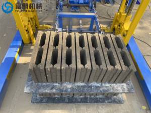 Machine à fabriquer des blocs de béton allemands QTF4-25 Video Hollow Breeze Hess la plus populaire - Product Image 2