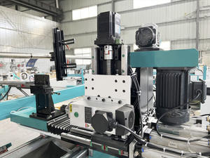 <span class=keywords><strong>Tour</strong></span> à <span class=keywords><strong>bois</strong></span> CNC à 4 axes à grande vitesse <span class=keywords><strong>avec</strong></span> changement d'outil automatique pour la fabrication de colonnes en <span class=keywords><strong>bois</strong></span> massif - Product Image 4