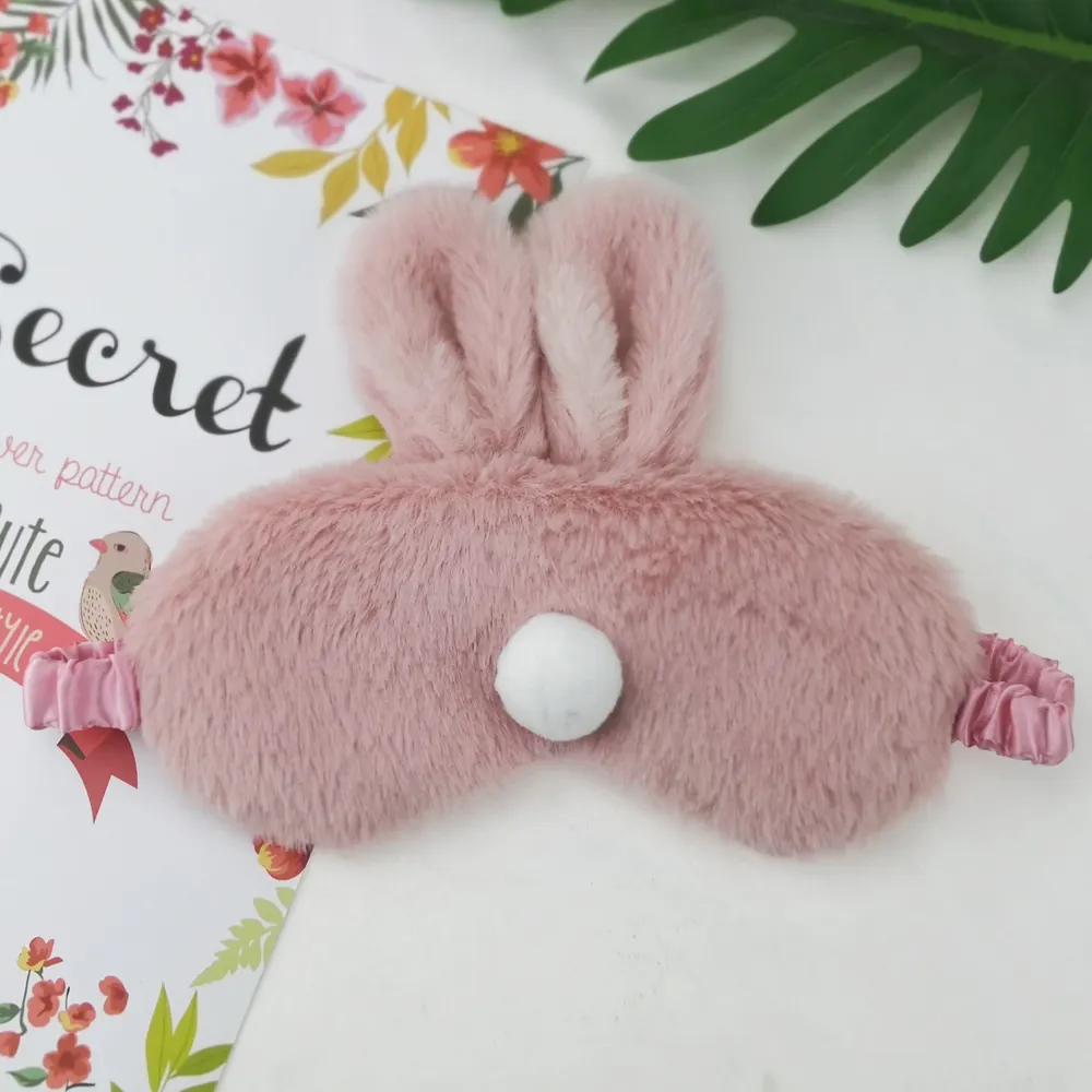 น่ารัก Sleeping Eyemask กระต่ายสีดําสัตว์การ์ตูนสไตล์ผ้าไหมรู้สึกตุ๊กตากระต่ายอายแชโดว์ Blinder