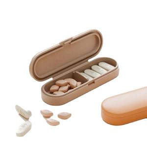 Caja de Medicamentos Portátil Personalizada a Prueba de Luz, Pequeño Contenedor de Plástico para Almacenamiento de Pastillas con Subcaja - Product Image 1