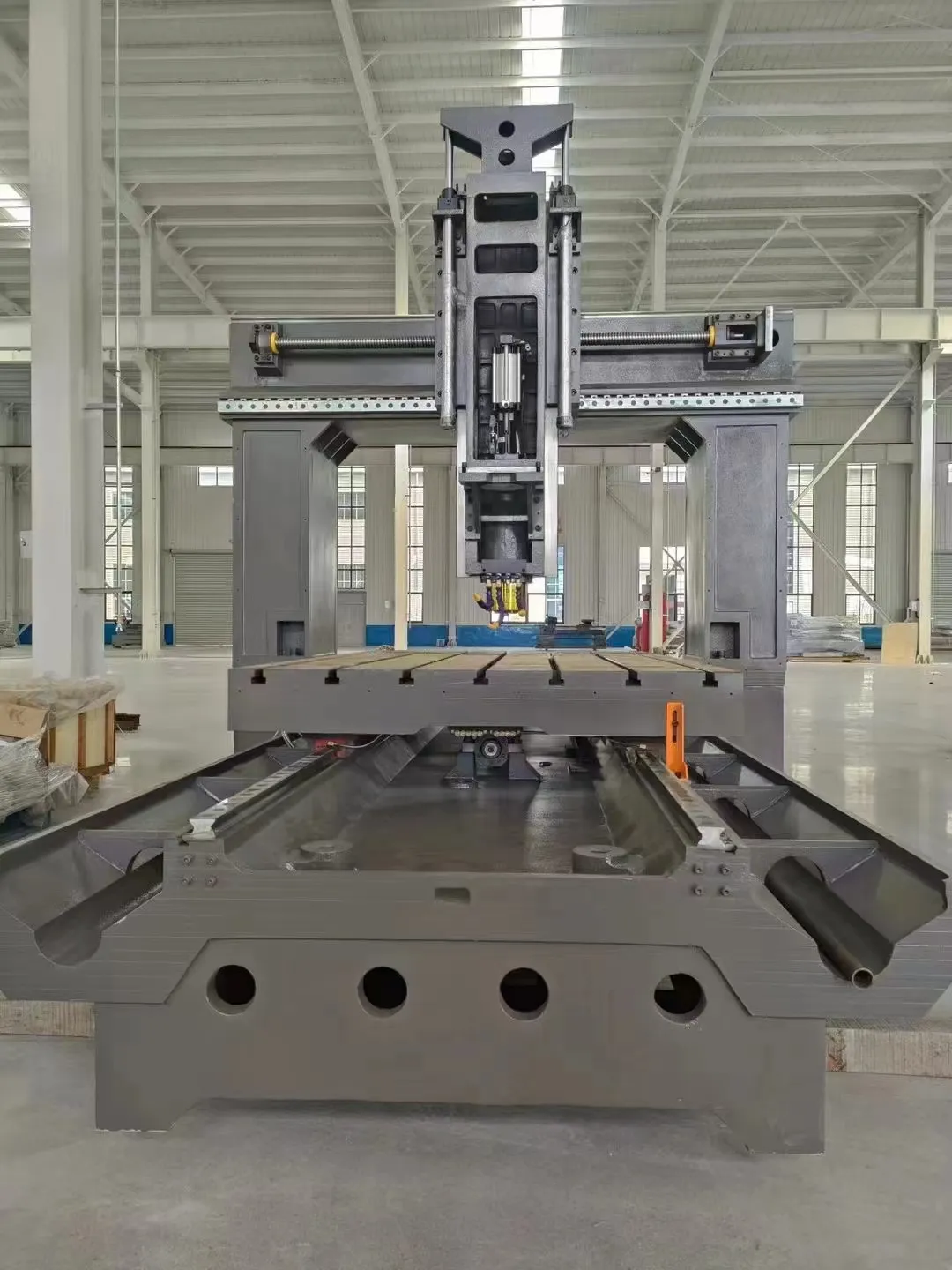 CNC金属機械加工製造大型ガントリーマシニングセンターGMC2016
