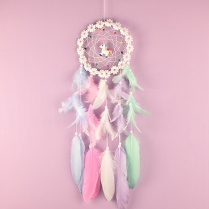 Vente <span class=keywords><strong>en</strong></span> gros <span class=keywords><strong>Attrape</strong></span>-rêves licorne avec lumière <span class=keywords><strong>pour</strong></span> chambre à coucher Décoration intérieure <span class=keywords><strong>Attrape</strong></span>-rêves avec plumes colorées Artisanat suspendu - Product Image 1