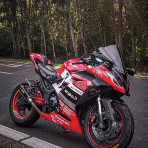 Moto de style Ninja fabriquée en Chine : Idéale pour les débutants et agile pour la circulation en ville - Product Image 2